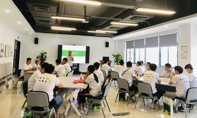 行而不辍,将来可期-加油，k8.com人！